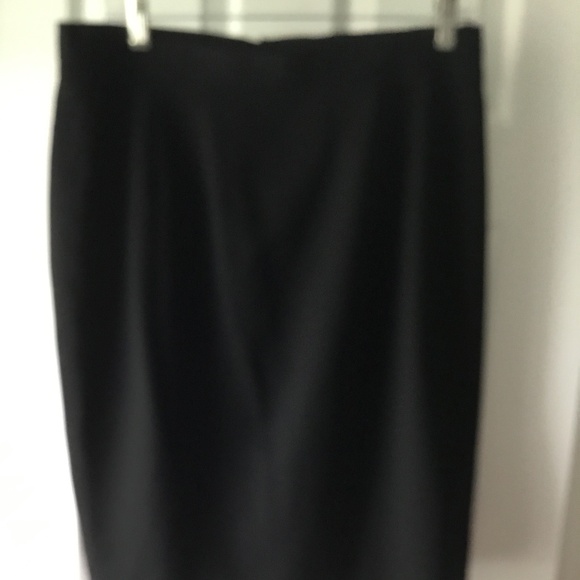 Classic Bill Burns Black Wool Skirt size 14 - Picture 1 of 4